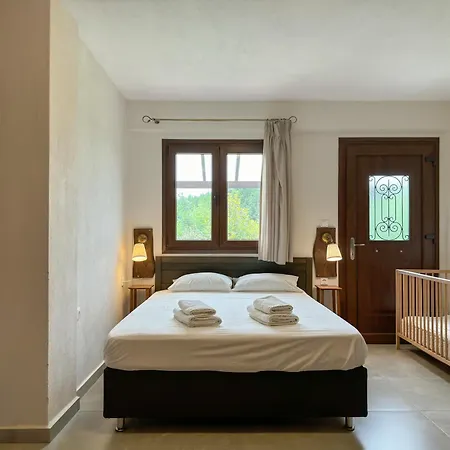 Kedros Holiday home